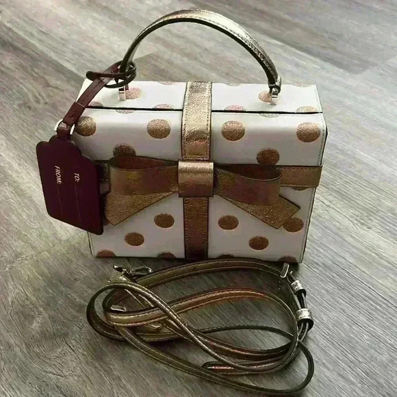 kate spade Wrapping Party Dot Gift Box Crossbody Bag - Picture 10 of 16